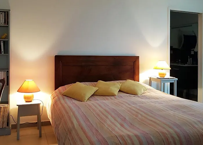 Centre Beaux Arts 2 Personnes Calme Et Confort Apartman *