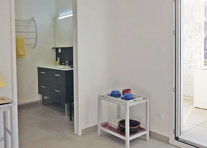 Centre Beaux Arts 2 Personnes Calme Et Confort Apartman Montpellier